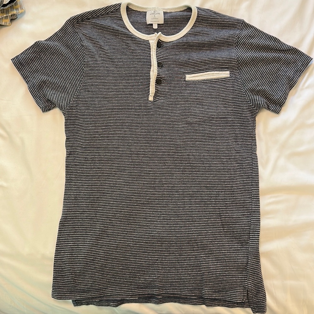 Alternative soft Henley tee